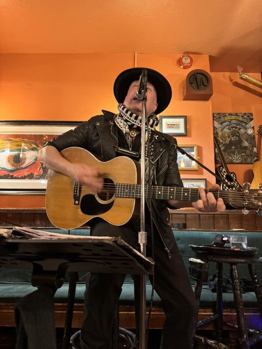 Dundee, Scotland – (Gigs)